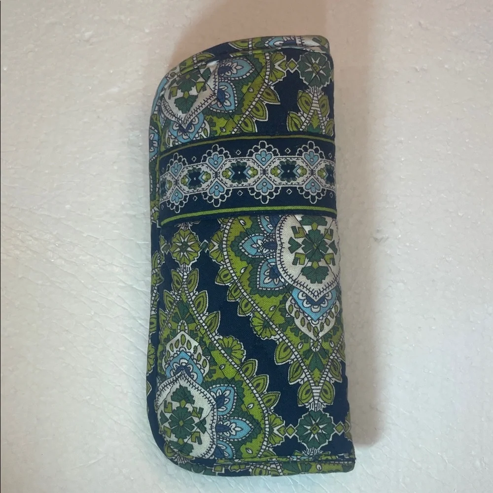 Vera Bradley Retired CAMBRIDGE Eyeglass Case Soft Quilted Blue Green